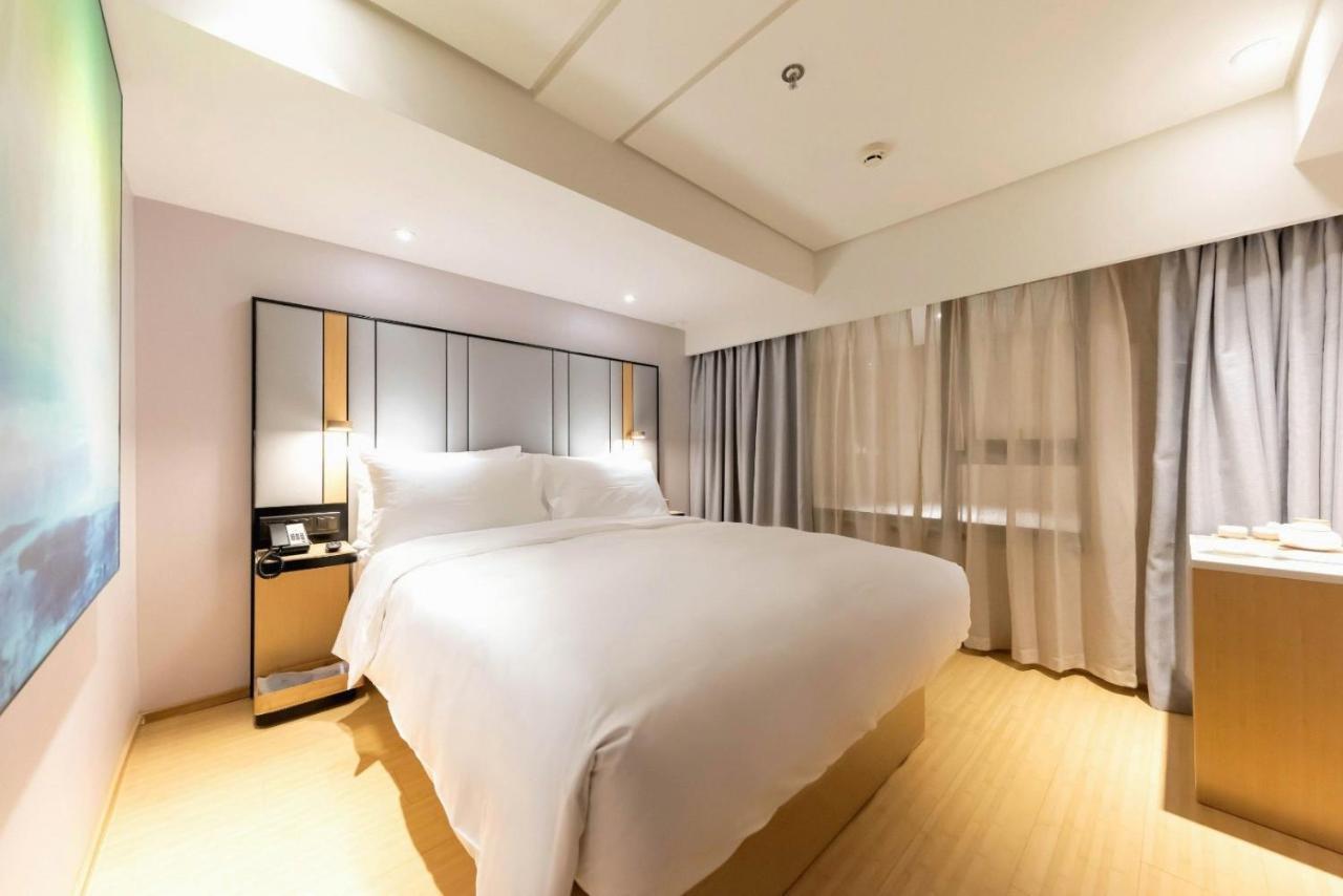 Ji 3* Shanghai
